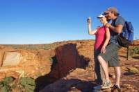2-Day Tour to Uluru, Kata Tjuta and Kings Canyon from Alice Springs