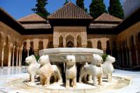 7-Day Small Group Tour in Charming Hotels from Madrid to Andalucia and Toledo