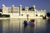 7-Day Unforgettable Rajasthan Mountains Lakes and Safaris Tour from Udaipur