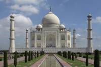 9-Day Monuments Tour from Agra to Bangalore: Taj Mahal, Golconda Fort and Mysore Palace by Air