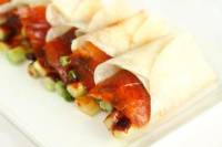 Acrobatic show with Peking Duck Dinner Private Tour in Beijing