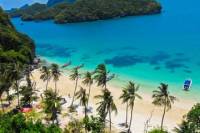 Ang Thong Islands including Lunch from Koh Samui