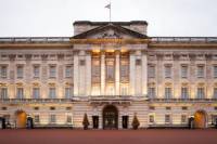 Buckingham Palace and Kensington Palace Tour Including Electric Rickshaw Ride