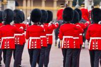 Buckingham Palace Tour Including Changing of the Guard Ceremony or Afternoon Tea