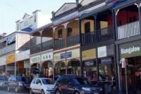 Byron Bay and Beyond Tour Including Cape Bryon Lighthouse, Crystal Castle and Bangalow