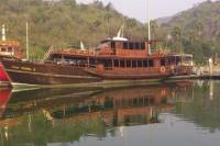 Day Cruise to Monkey Island in Sam Roi Yod National Park from Hua Hin