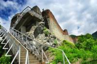 Day Trip from Bucharest to the True Castles of Vlad the Impaler: Targoviste and Poienari Castle
