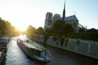 Early Evening Dinner Cruise and Show at the Moulin Rouge