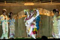 Evening Kanthoke Dinner Show Experience in Chiang Mai