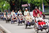 Half-Day Hue City Tour by Cyclo