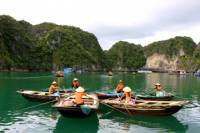 Halong day cruise to Thien Cung cave - Ba Hang village
