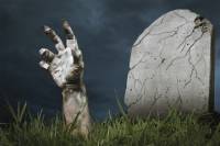 Haunted Vaults and Graveyard Walking Tour in Edinburgh