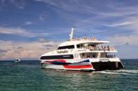 Koh Phi Phi to Koh Phangan by Ferry Including VIP Coach and High Speed Catamaran
