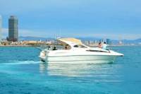 Luxury Yacht Tour with Professional Skipper and Tapas Menu from Barcelona