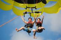 Oahu Parasailing Tour from Honolulu