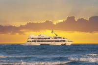 Oahu Sunset Dinner Cruise - Fine Dining