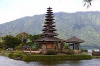 Private Bedugul Village and Tanah Lot Chartered Car