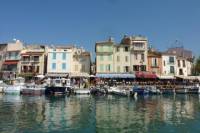 Private Round-Trip Transfer from Saint-Raphael Train Station to Agay