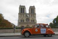 Private Tour: 2CV Paris City Highlights Tour