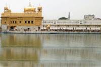 Private Tour: Golden Temple, Jallianwala Bagh and Evening Wagah Border Beating Retreat Ceremony