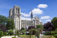Private Tour: Notre Dame Cathedral, the Sainte Chapelle and Musée National du Moyen Age