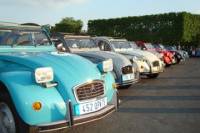 Private Tour: Van Gogh Impressionism and Chateau d'Auvers-Sur-Oise from Paris by 2CV Car