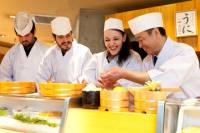 Private Tour: VIP Tsukiji Sushi Lesson with a Master Chef