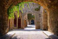 San Gimignano and Monteriggioni Wine Tour from Florence