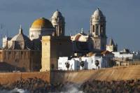 Sightseeing Day-Trip from Seville to Cadiz and Jerez