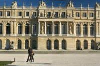Skip-The-Line: Versailles Gardens Discovery Tour and Palace Fast Access from Paris by Train