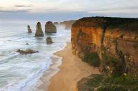 Small-Group Great Ocean Road Day Trip from Melbourne Including Twelve Apostles and Cape Otway