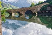 Small-Group Half-Day Trip to Garfagnana and Barga from Lucca