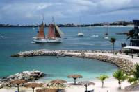 St Maarten Shore Excursion: Gourmet Sailing and Snorkeling Cruise