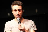 Stand up comedy: A New Yorker In Paris