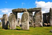 Stonehenge and Windsor Small-Group Tour from London