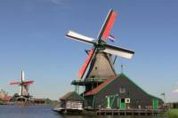 Zaanse Schans Windmills and Volendam Tour from Amsterdam