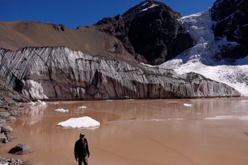1-Day or 2-Day Hike to El Morado Hanging Glacier from Santiago