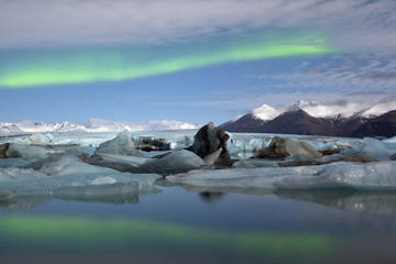 2-Day Northern Lights Adventure Tour Including Glacier Walking, Hiking and Underground Caves