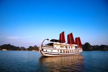 3-Day Halong Bay Cruise including Swimming and Kayaking with Round-Trip Transfer from Hanoi