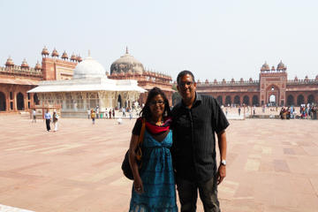 3-Day Private Taj Mahal, Agra and Jaipur Tour with Fatehpur Sikri and Elephant Ride from Delhi