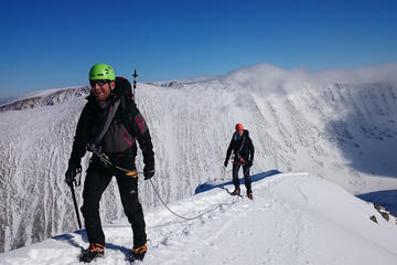 3-Day Winter Mountaineering Group Course from Fort William