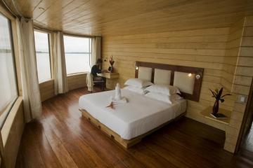 4-Day Amazon River Luxury Cruise from Iquitos on the 'Aqua'
