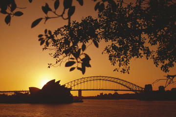 4-Day Sydney Tour: City Sightseeing, Sydney Harbour Cruise and the Blue Mountains