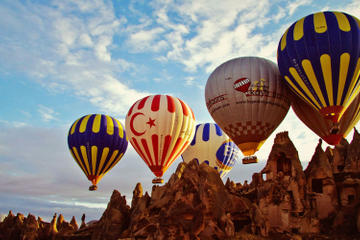 60-Minute Cappadocia Balloon Tour with Champagne Breakfast Included