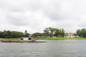 A Glimpse of Hue Tour