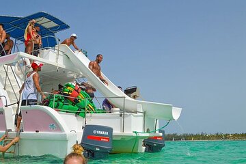 Party Boat - Catamaran Party in Punta Cana - Free Drinks
