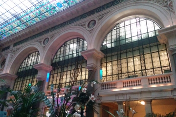 Art Nouveau Walking Tour in Paris