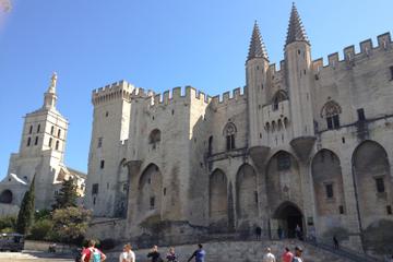 Avignon and Luberon Villages Tour from Marseille