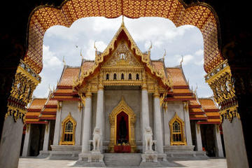 Bangkok Temples Tour including reclining Buddha at Wat Pho