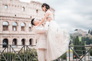 Photoshoot Tour in Rome with Professional Photographer